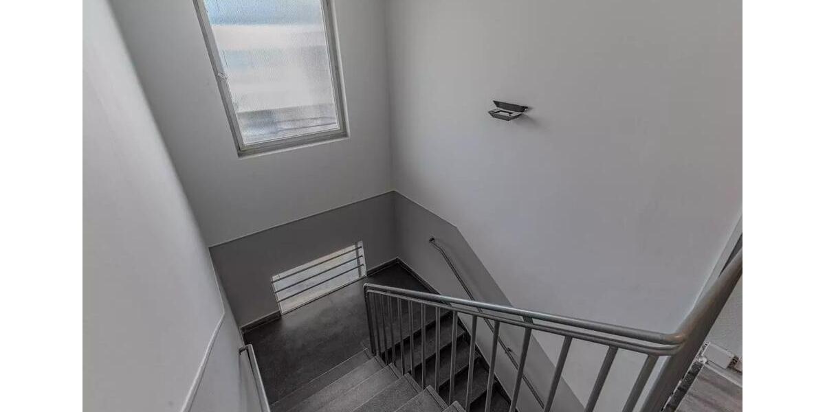 Etagenwohnung Saarbrücken - 1 Zimmer, 28 m&sup2;, 645&euro; | Angebot:26578398