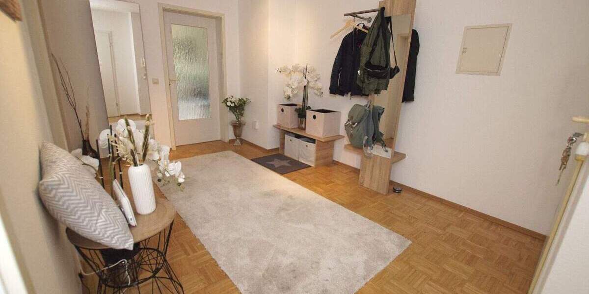 Etagenwohnung Oelde - 4 Zimmer, 96 m&sup2;, 800&euro; | Angebot:24990676