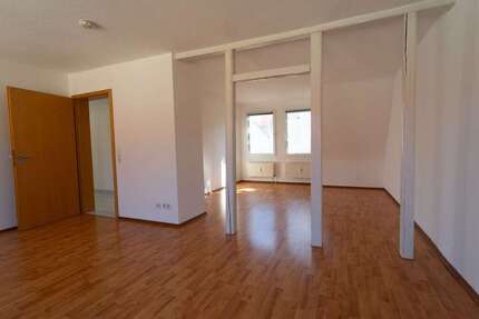 Wohnung zum Mieten in Stuttgart 1.670 € 90 m² 3.5 zimmer
