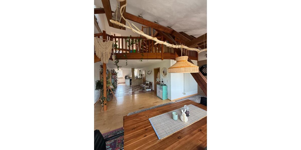 Maisonettenwohnung Neunkirchen am Brand - 2.5 Zimmer, 140 m&sup2;, 1.250&euro; | Angebot:26603772