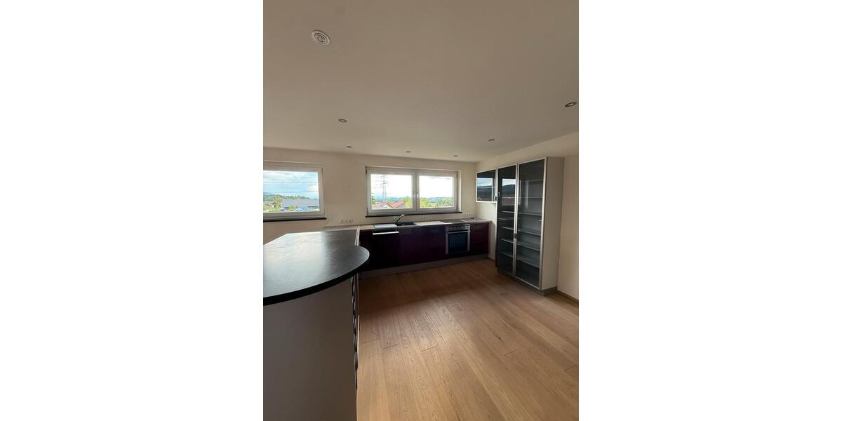 Dachgeschoßwohnung Hergatz - 2 Zimmer, 85 m&sup2;, 1.200&euro; | Angebot:26602946