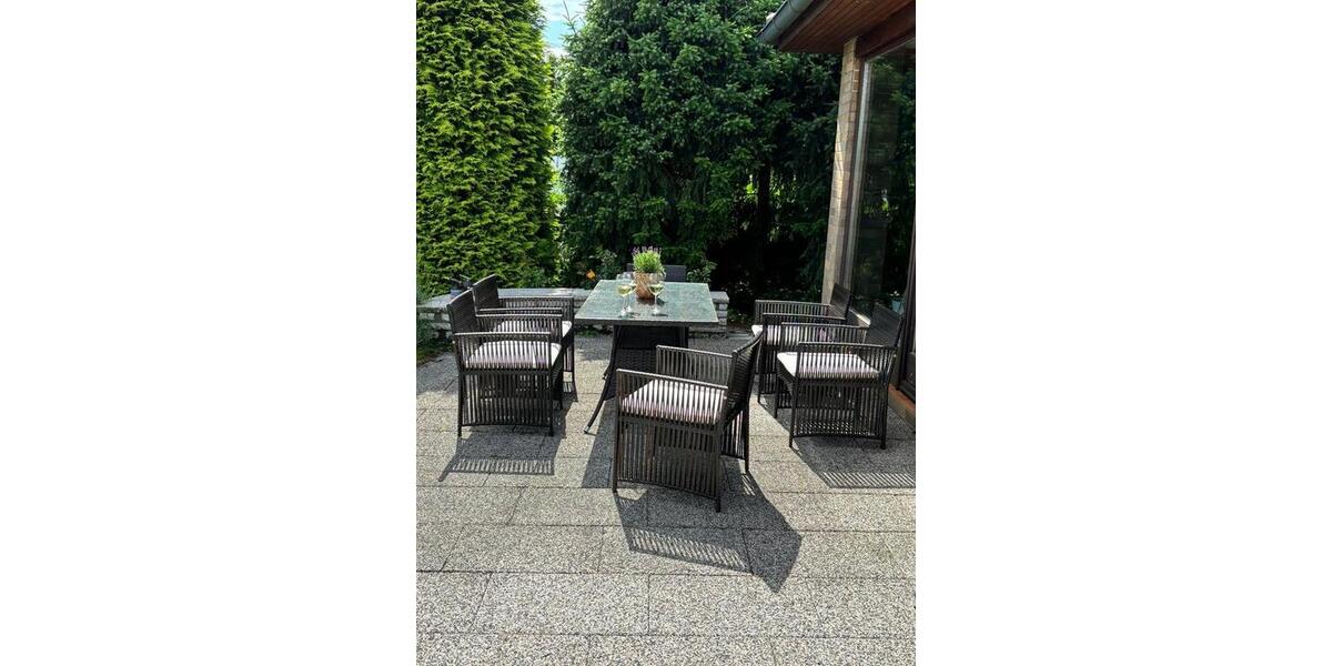 Bungalow Hersbruck - 3 Zimmer, 200 m&sup2;, 2.100&euro; | Angebot:25046991