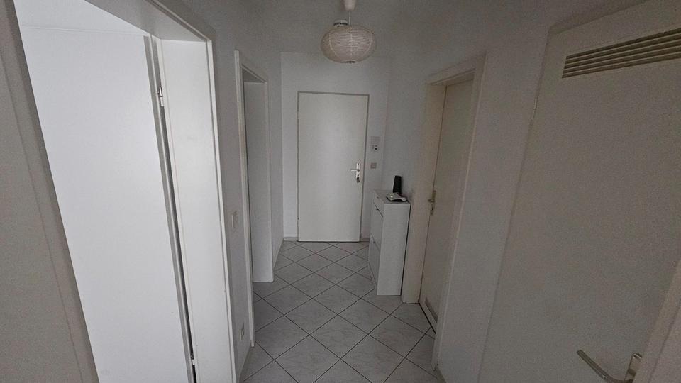 Etagenwohnung Naumburg (Saale) - 2 Zimmer, 63 m&sup2;, 500&euro; | Angebot:26503077