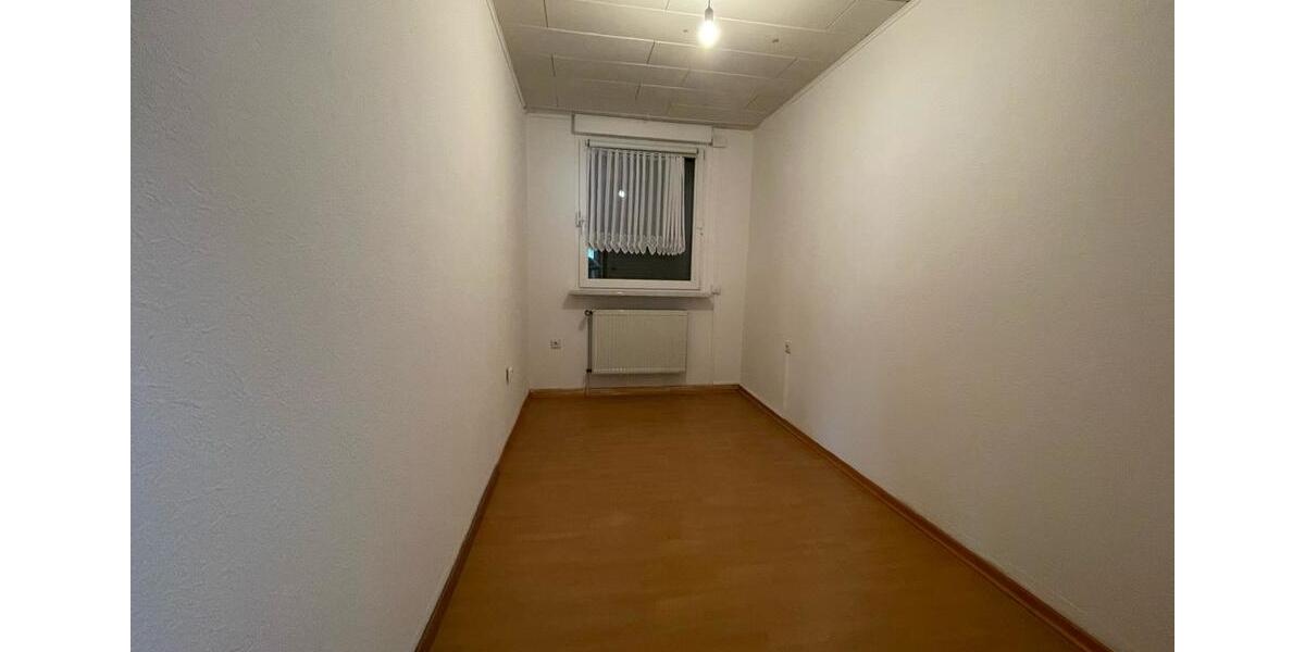 Erdgeschoßwohnung Krefeld Gellep-Stratum - 3 Zimmer, 54 m&sup2;, 670&euro; | Angebot:26335929