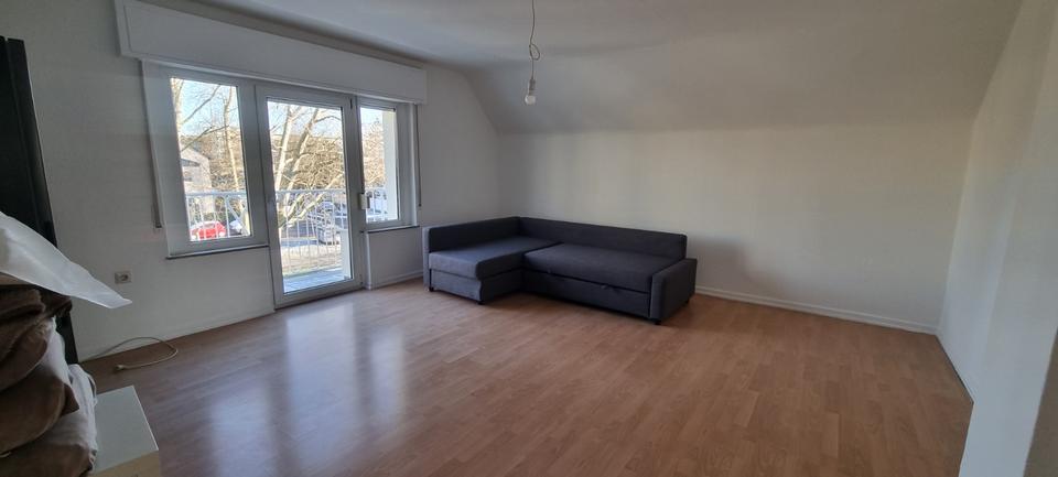 Dachgeschoßwohnung Offenbach am Main Bieber - 2 Zimmer, 50 m&sup2;, 980&euro; | Angebot:24833082