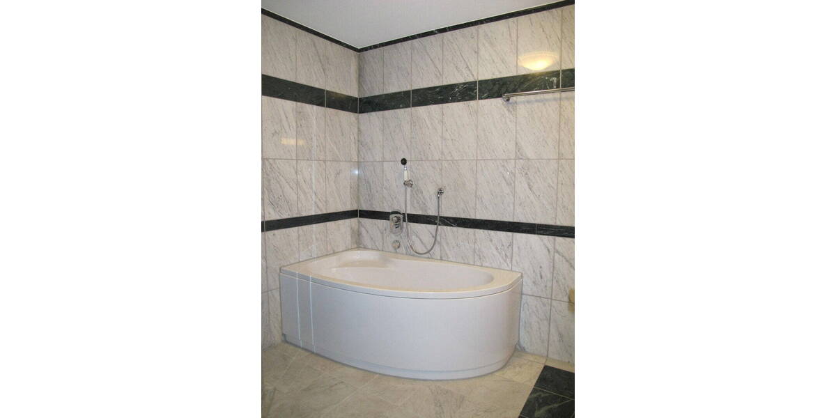 Etagenwohnung Hemer - 3 Zimmer, 90 m&sup2;, 1.010&euro; | Angebot:26684119