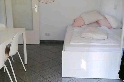 Schöne 1 Zimmer Wohnung 1 April 2026 1 zimmer