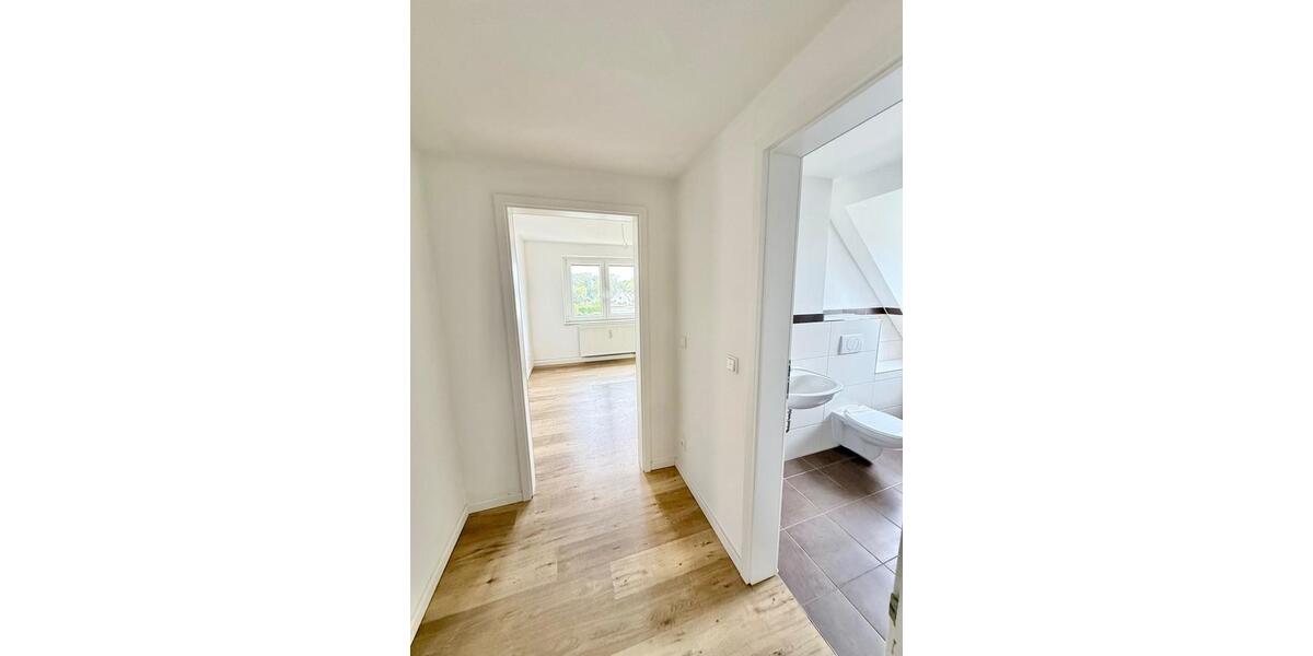 Etagenwohnung Südliches Anhalt - 2 Zimmer, 61 m&sup2;, 366&euro; | Angebot:23645823
