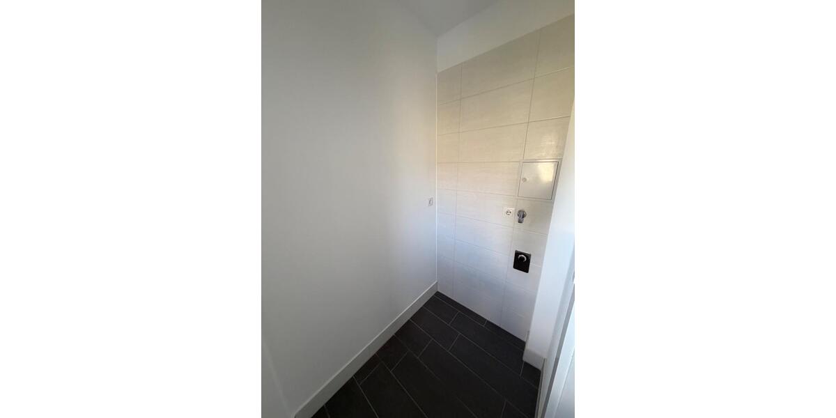 Etagenwohnung Fraureuth - 4 Zimmer, 97 m&sup2;, 772&euro; | Angebot:26226452