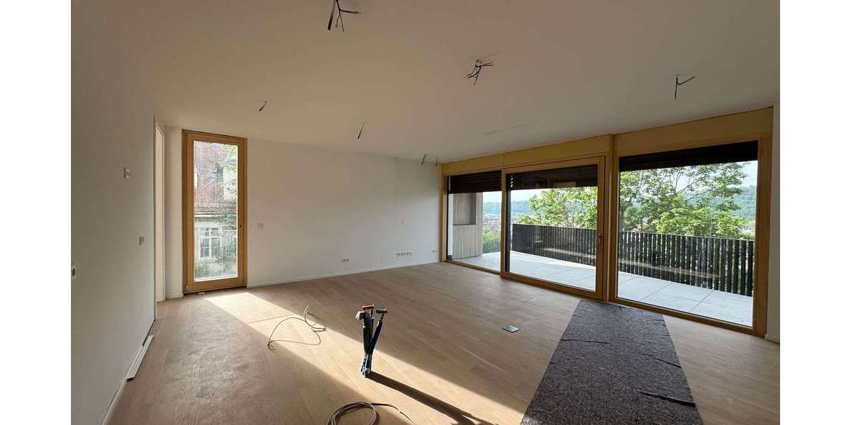 Etagenwohnung Esslingen am Neckar - 3 Zimmer, 110 m&sup2;, 2.325&euro; | Angebot:26731269