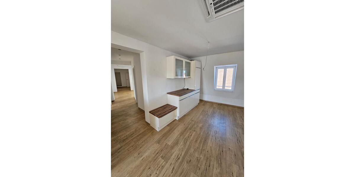 Dachgeschoßwohnung Steinfurt - 4 Zimmer, 110 m&sup2;, 1.150&euro; | Angebot:26165948