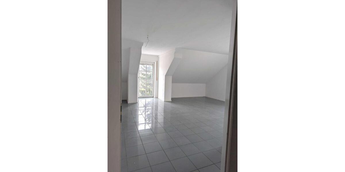 3 ZKB in Hutthurm 110 qm zu vermieten - 900 Euro inkl. NK 3 zimmer