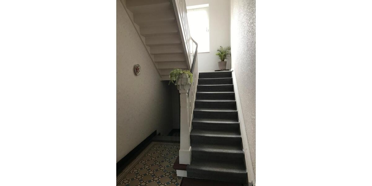 Sanierte 2-Zimmer-Wohnung mit EBK in Dinslaken zimmer