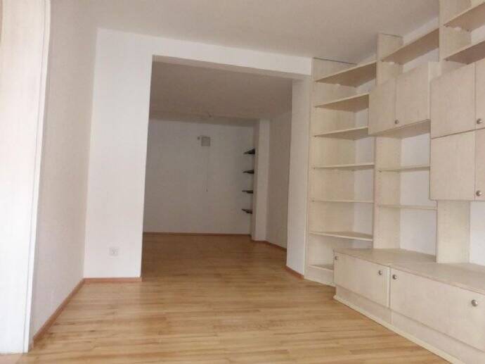 Etagenwohnung Nürnberg Lorenz - 3 Zimmer, 127 m&sup2;, 980&euro; | Angebot:24726793