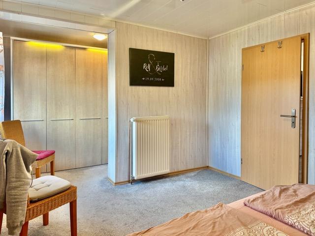 Etagenwohnung Pahlen - 3 Zimmer, 100 m&sup2;, 650&euro; | Angebot:26007568