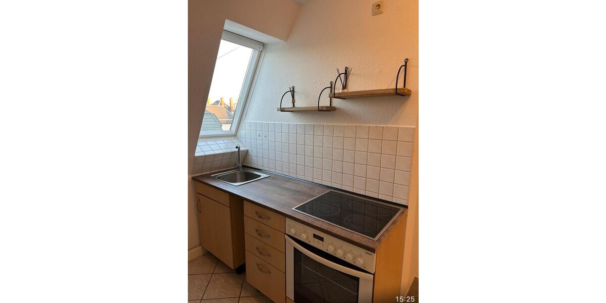 Dachgeschoßwohnung Falkenstein/Vogtland Vogtland - 2 Zimmer, 33 m&sup2;, 190&euro; | Angebot:25235585