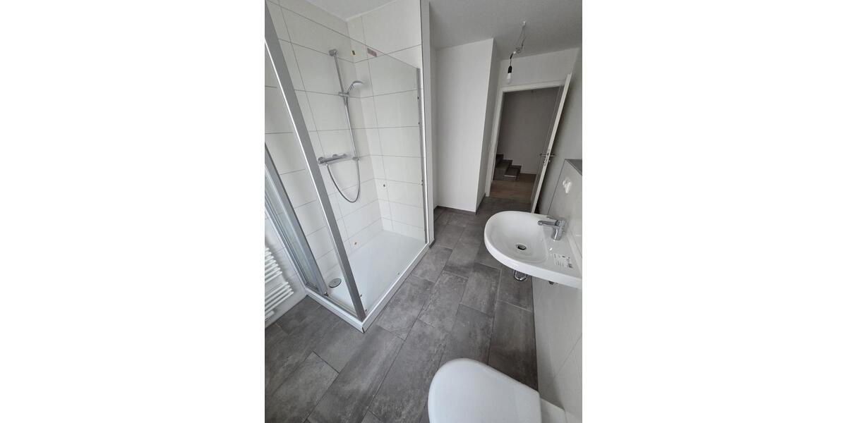 Etagenwohnung Heide - 4 Zimmer, 90 m&sup2;, 950&euro; | Angebot:25571425