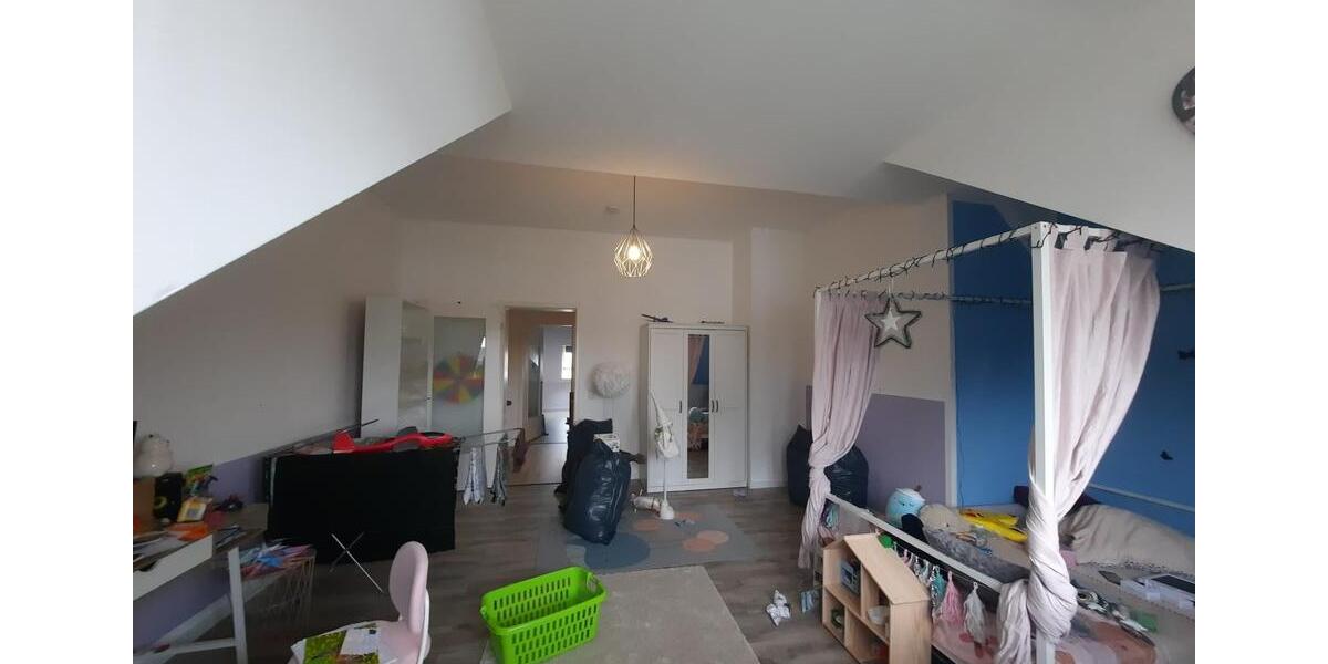 Etagenwohnung Stendal - 4 Zimmer, 237 m&sup2;, 1.423&euro; | Angebot:26144598