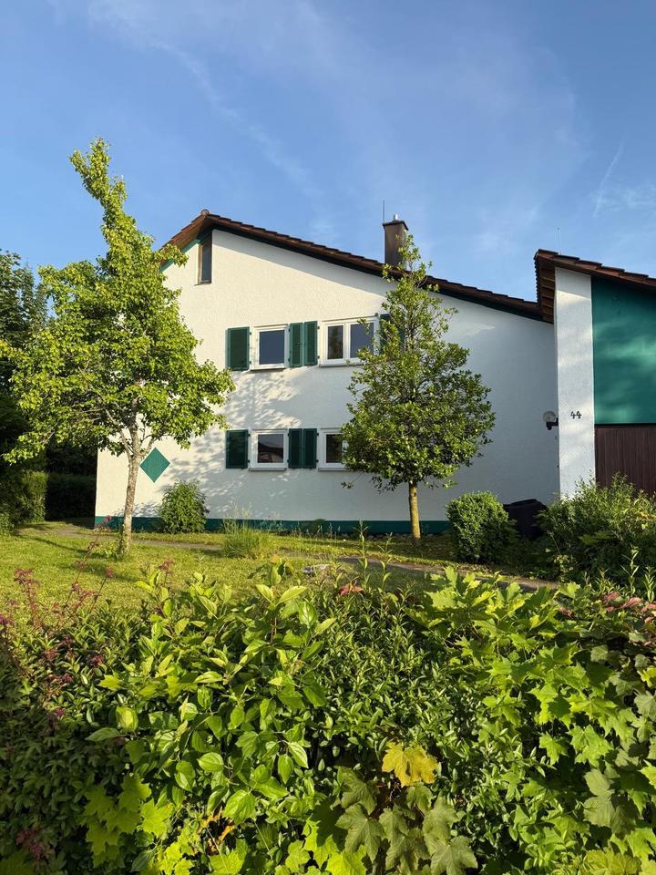 7-Raum-Einfamilienhaus3,5-Zimmer-Wohnungen in Oberndorf