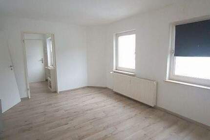 Krefeld-City, Lindenstraße 85 - Nette kleine 2-Zi.-Wohnung im 2.OG ab Februar zu mieten !!! 2 zimmer