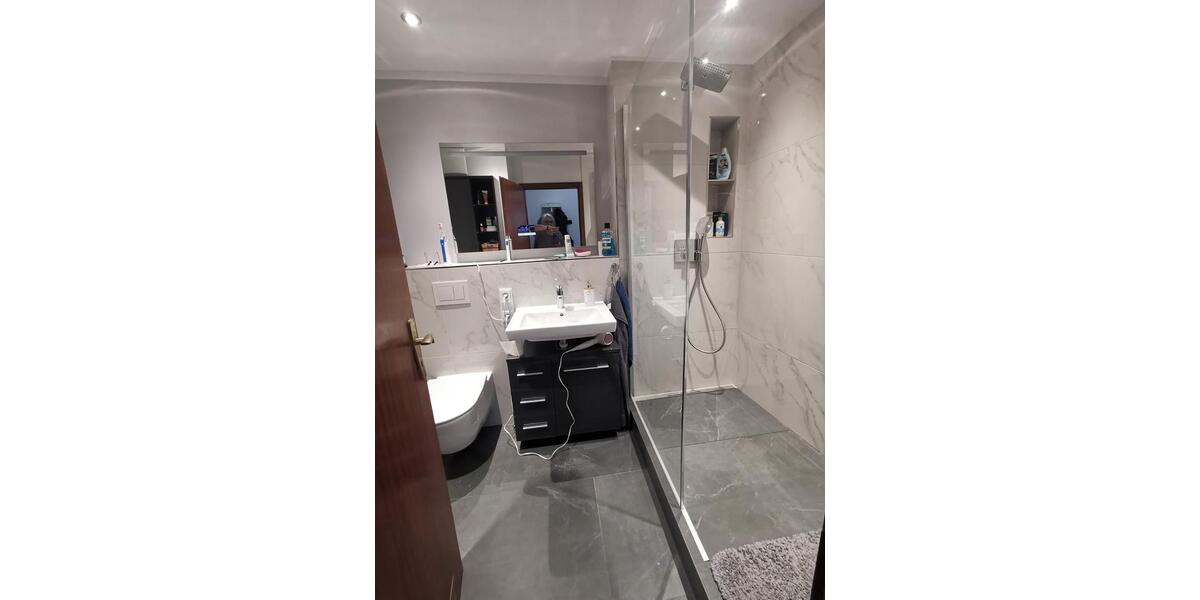 Dachgeschoßwohnung Kriftel - 1 Zimmer, 42 m&sup2;, 820&euro; | Angebot:25209751