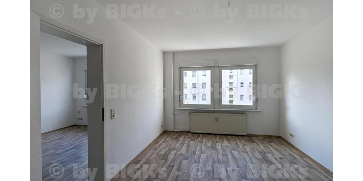 BIGKs: Suhl Aue 1: 3 Raum Wohnung Suhl,sep.Küche,Wannenbad (-;) - 3- Suhl Suhl Aue 1 | Angebot:26536226