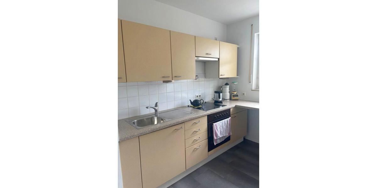 Etagenwohnung Leonberg - 2.5 Zimmer, 75 m&sup2;, 1.050&euro; | Angebot:26698177