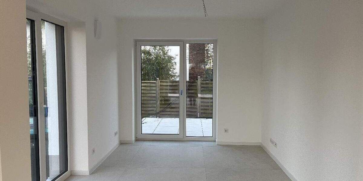 Etagenwohnung Paderborn Kernstadt - 2 Zimmer, 98 m&sup2;, 1.400&euro; | Angebot:24700558