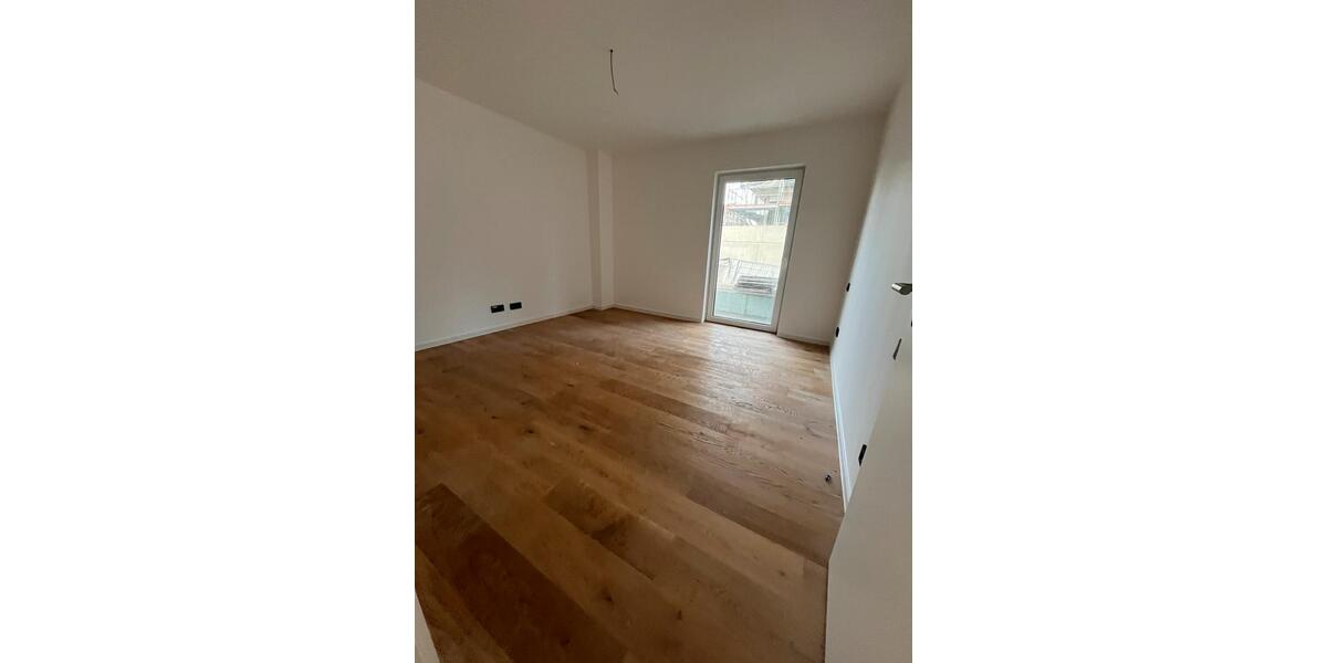 Stilvolle Gartenwohnung mit EBK 3.5 zimmer