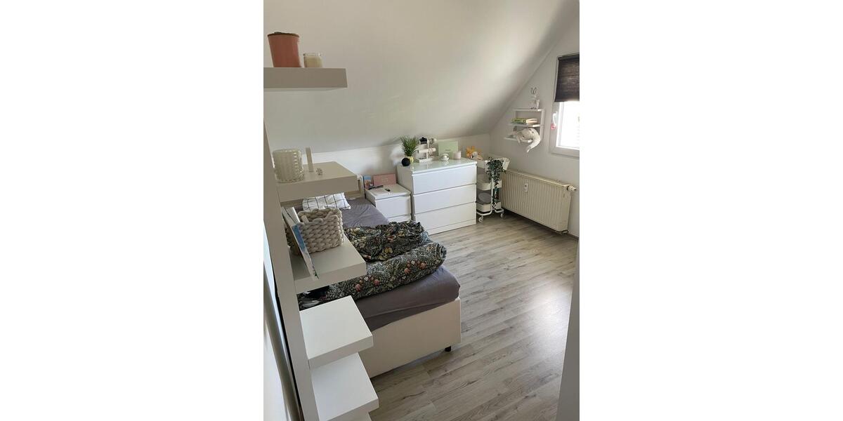 Dachgeschoßwohnung Wenden - 3 Zimmer, 70 m&sup2;, 950&euro; | Angebot:26476702