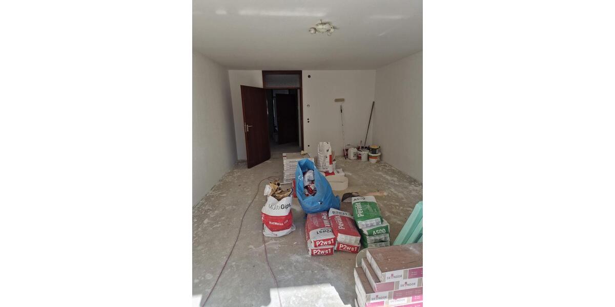 Etagenwohnung Ludwigsburg - 4 Zimmer, 105 m&sup2;, 1.750&euro; | Angebot:26511613