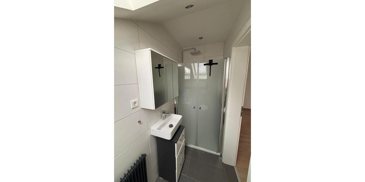 Dachgeschoßwohnung Kümmersbruck - 2.5 Zimmer, 56 m&sup2;, 650&euro; | Angebot:26602900