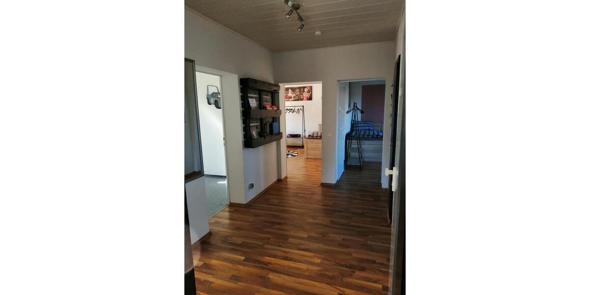 Wohnen auf Zeit Külsheim - 3 Zimmer, 80 m&sup2;, 18&euro; | Angebot:20698613