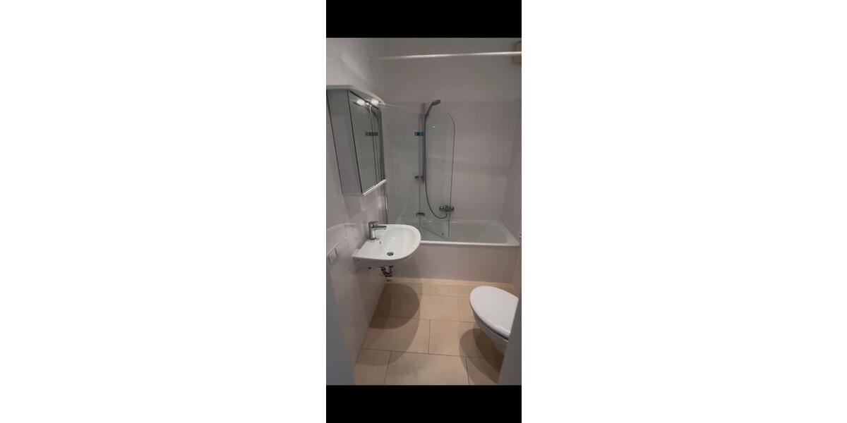 Etagenwohnung Bremen - 3 Zimmer, 67 m&sup2;, 450&euro; | Angebot:26587316