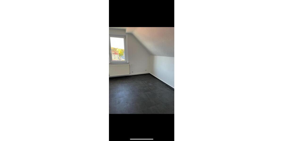 Dachgeschoßwohnung Alfeld (Leine) - 4 Zimmer, 90 m&sup2;, 630&euro; | Angebot:25049590