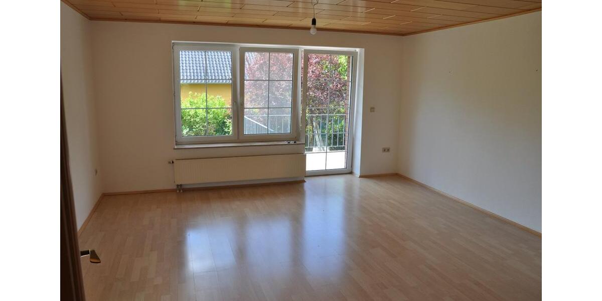 Etagenwohnung Brandis - 3 Zimmer, 80 m&sup2;, 720&euro; | Angebot:26626262