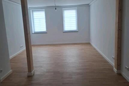 Wohnung Borna - 3 Zimmer, 110 m&sup2;, 1.200&euro; | Angebot:24680886