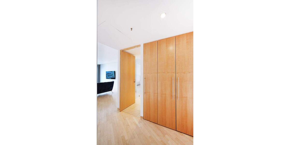 Etagenwohnung Berlin Tiergarten - 2 Zimmer, 72 m&sup2;, 1.680&euro; | Angebot:24360001