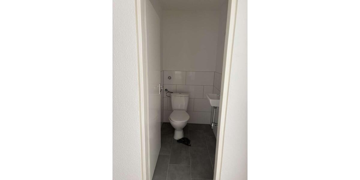 Etagenwohnung Karlsruhe Wettersbach - 3 Zimmer, 92 m&sup2;, 1.050&euro; | Angebot:25145373