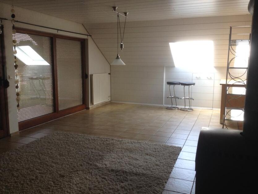 Gemütliche 3-Zimmer-Dachgeschosswohnung in Owingen zu vermieten zimmer
