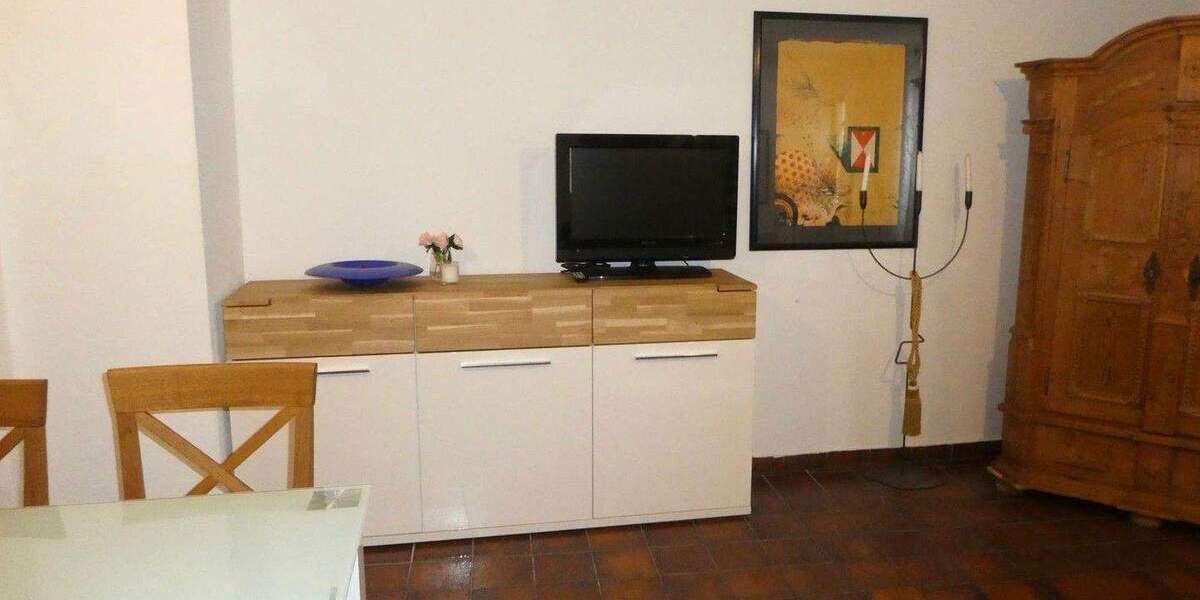 Etagenwohnung Esslingen Stadtmitte - 2 Zimmer, 50 m&sup2;, 900&euro; | Angebot:25094871