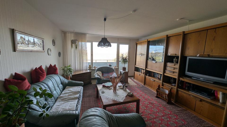 2-Zimmer-Wohnung mit Balkon im 2. Stock in Bischofsheim 2 zimmer