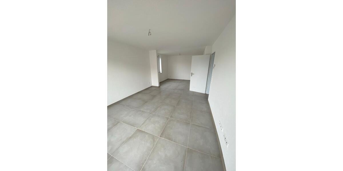 3 Zimmer Wohnung mit Terasse zimmer