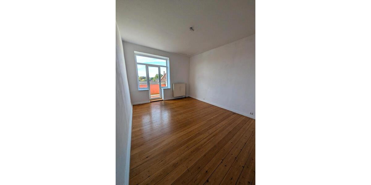 Dachgeschoßwohnung Tastrup - 3 Zimmer, 70 m&sup2;, 880&euro; | Angebot:26522979