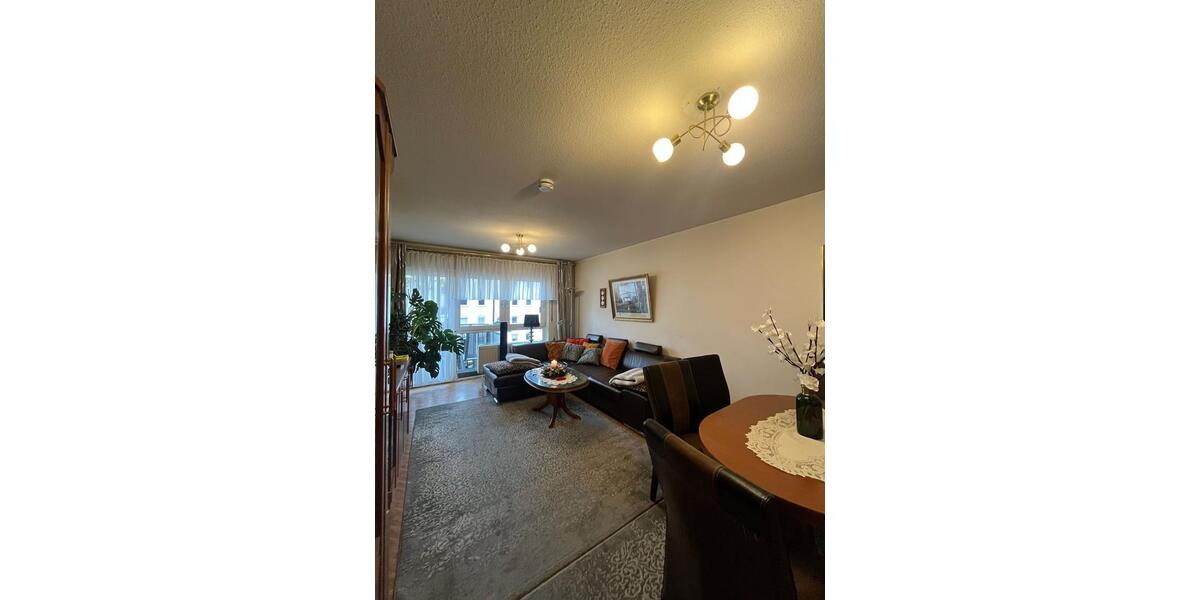 4-Zimmer-Wohnung in Fürth-Ronhof mit Balkon nahe Wiesengrund 4 zimmer