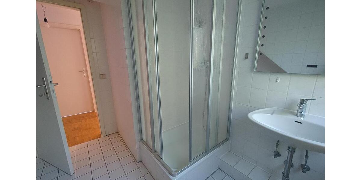 Dachgeschoßwohnung Hamburg Wandsbek - 3 Zimmer, 65 m&sup2;, 723&euro; | Angebot:26041500