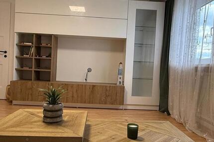 Frisch renovierte 2-Zimmer Wohnung zimmer