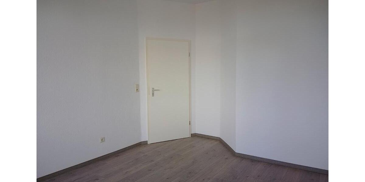 Etagenwohnung Bremerhaven - 3 Zimmer, 77 m&sup2;, 540&euro; | Angebot:26495866