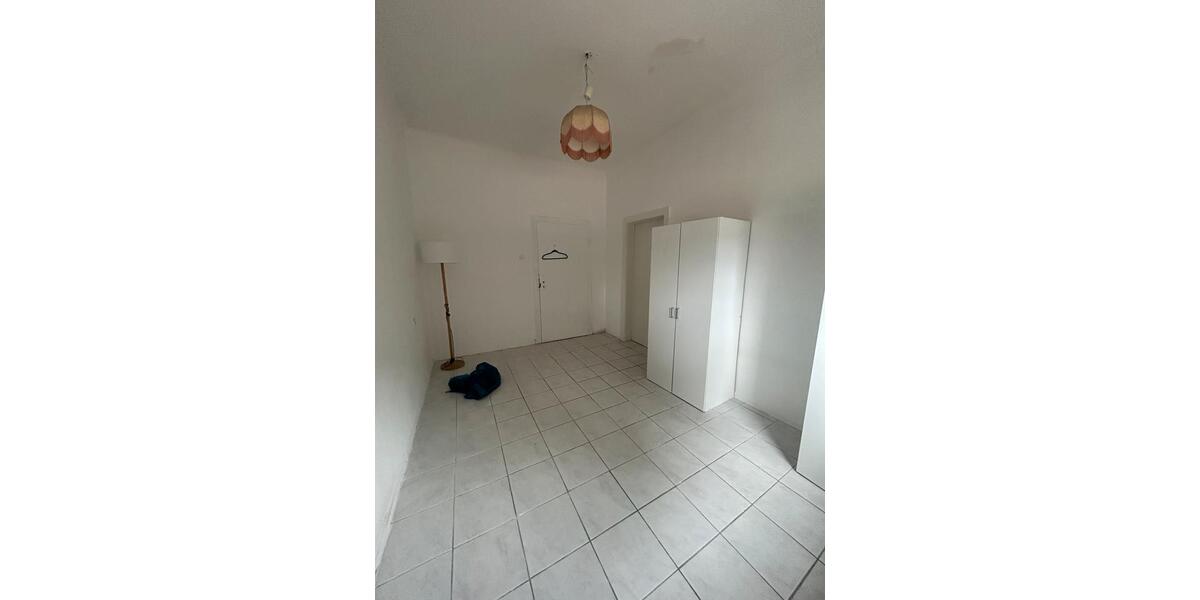 Erdgeschoßwohnung Saarbrücken West - 1 Zimmer, 60 m&sup2;, 500&euro; | Angebot:25397742