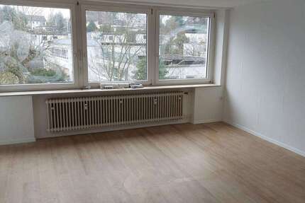 Wohnung Backnang - 3 Zimmer, 76 m&sup2;, 900&euro; | Angebot:26153870